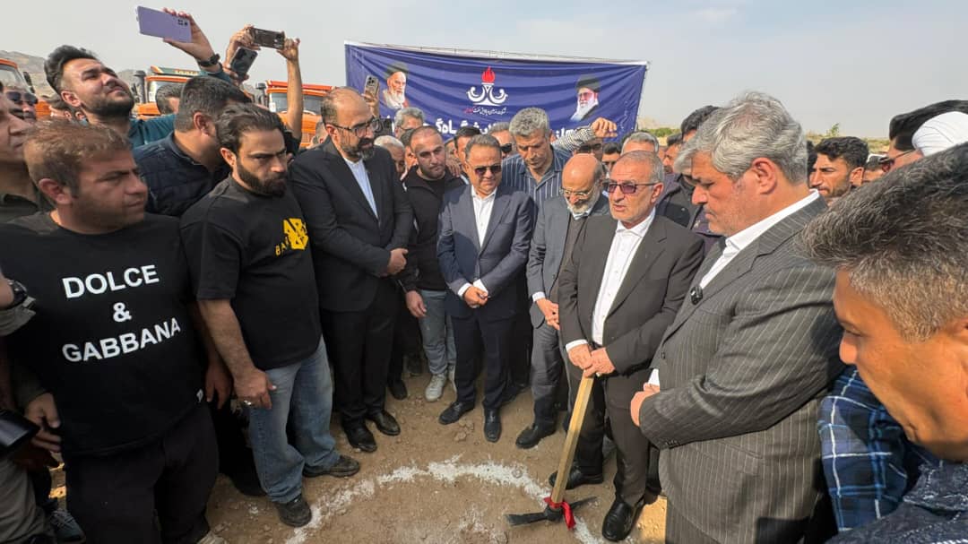 کلنگ احداث پالایشگاه ۱۲۰ هزار بشکه‌ای گچساران به زمین زده شد+ تصاویر