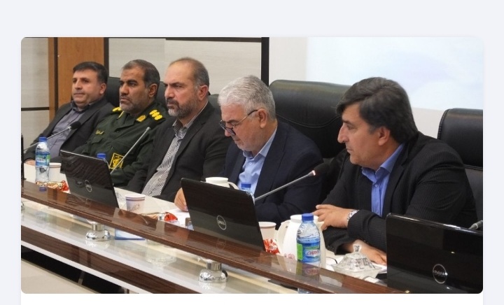 با حضور مسئولان استانی برگزار شد؛ نشستی برای رفع دغدغه‌های کارگران در جنگ رمضان